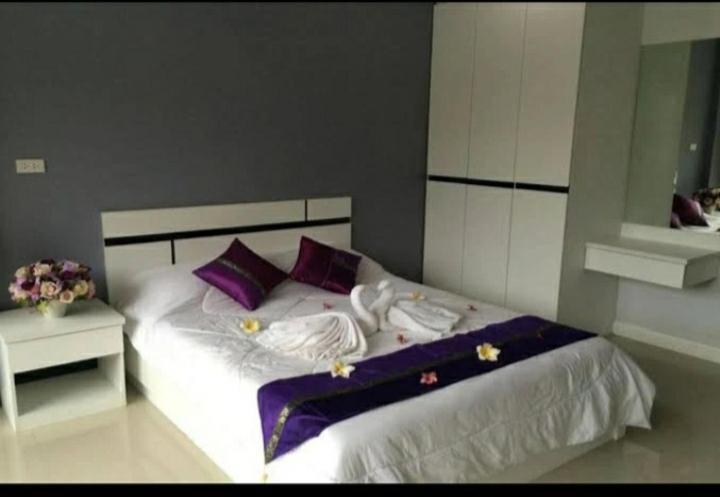 Oyo 75389 Pandora House Hotel Pattaya Luaran gambar