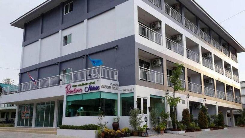 Oyo 75389 Pandora House Hotel Pattaya Luaran gambar