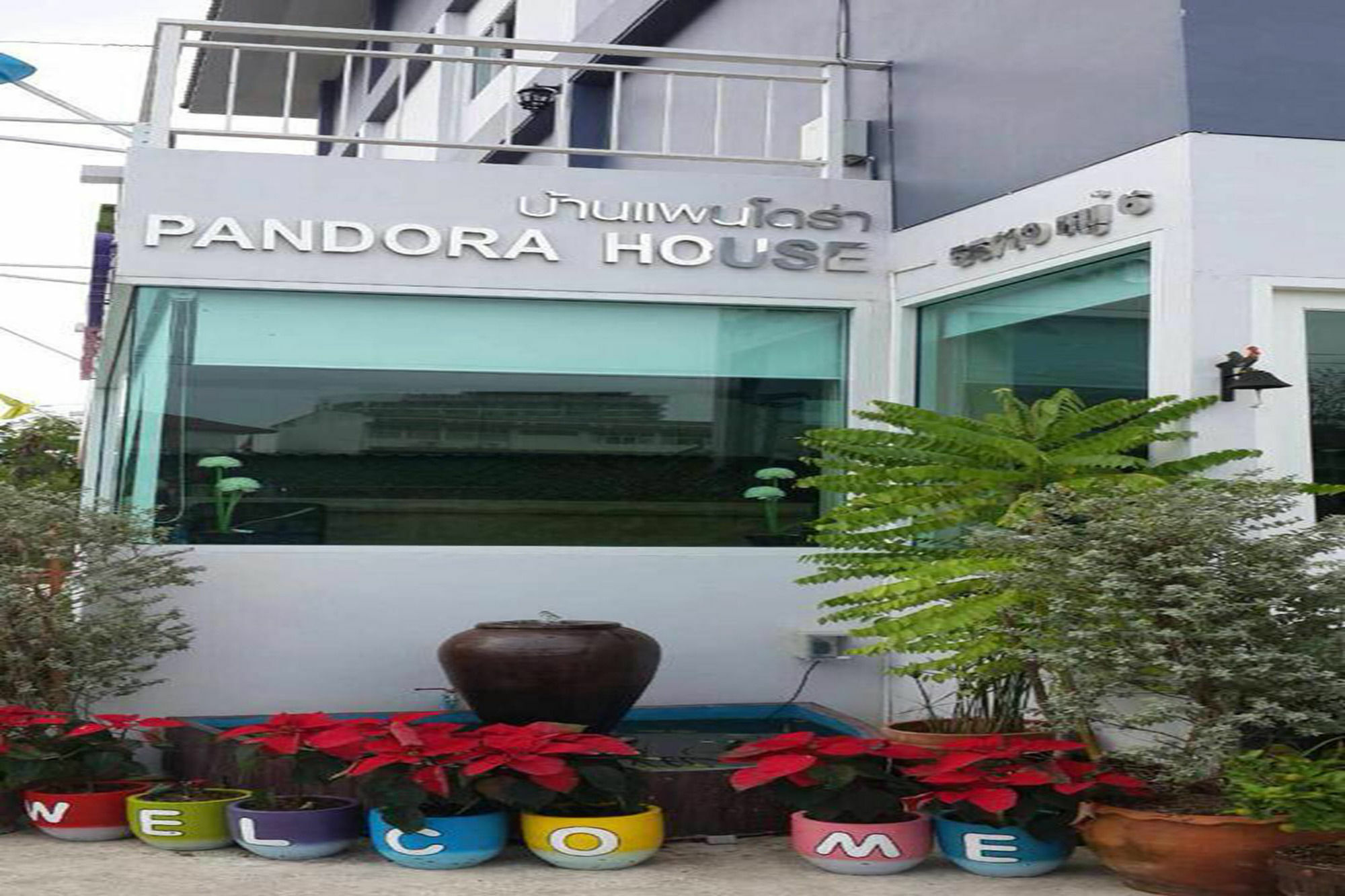 Oyo 75389 Pandora House Hotel Pattaya Luaran gambar